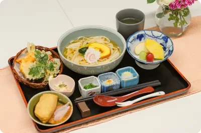彩り豊かな手作りの入院食